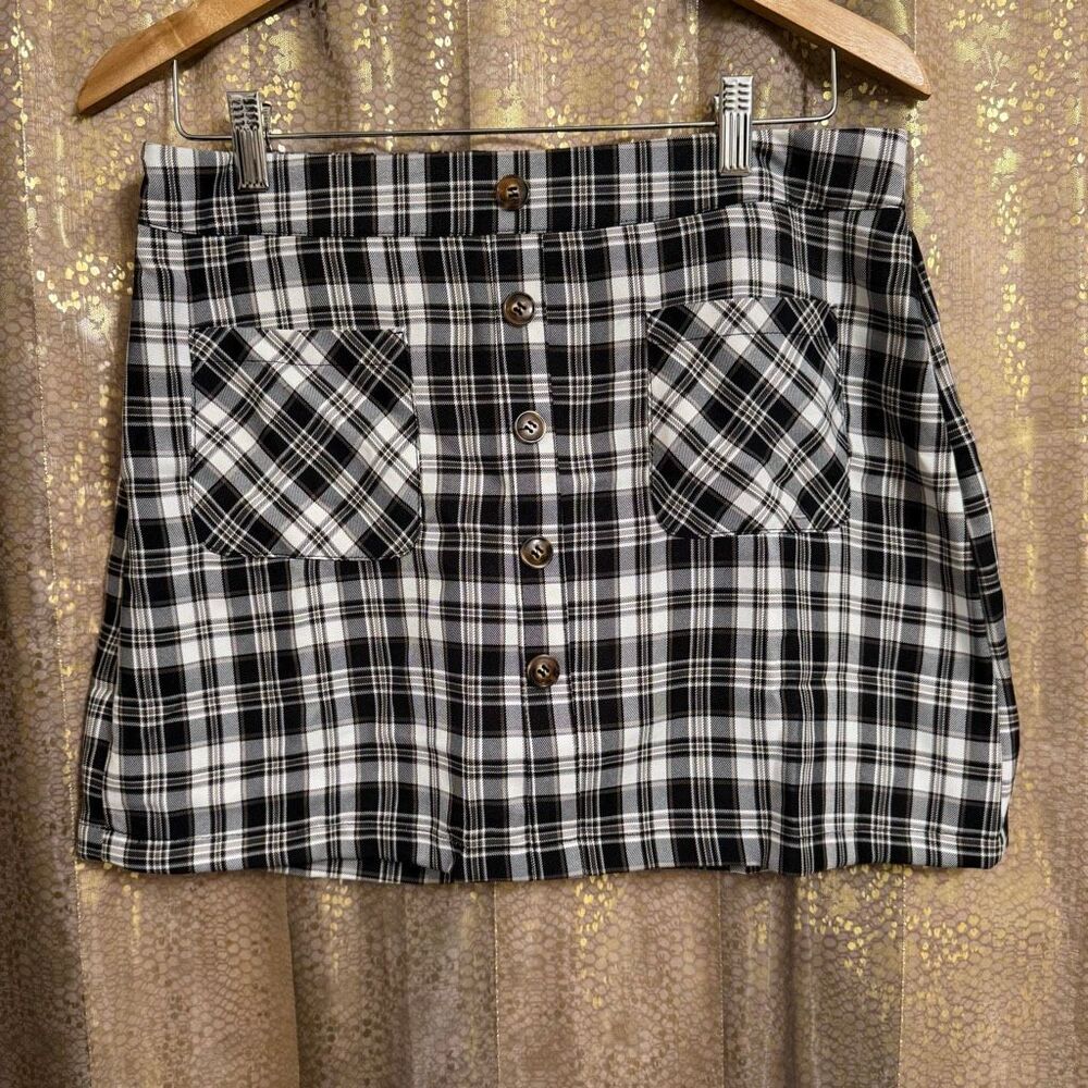 Halara Black Ivory Plaid Mini Skirt Front Pockets Large NWT